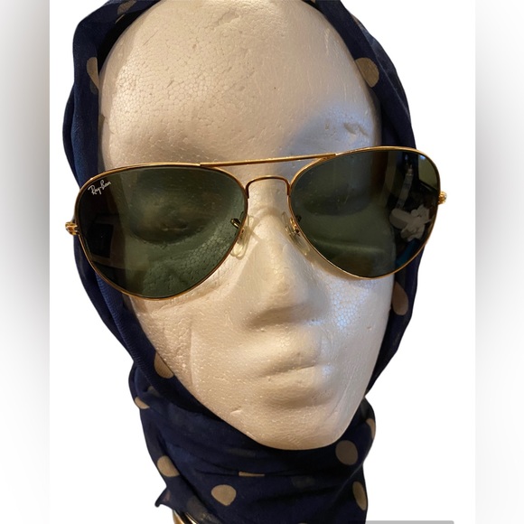 Ray Ban~ Aviator Sunglasses Gold Frames, Green Lenses UV400 Protection (UNISEX) - Picture 14 of 17